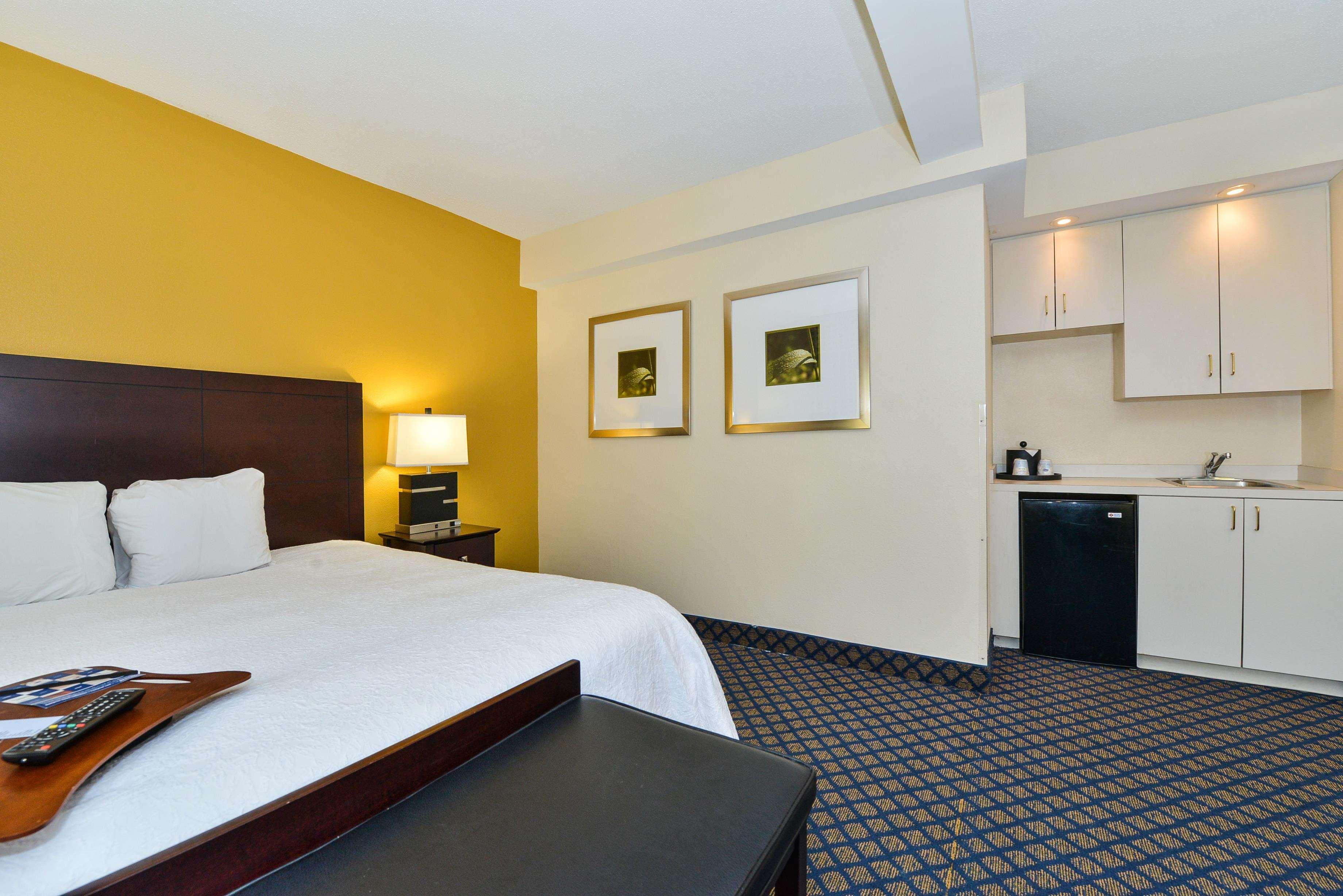 Hampton Inn Petersburg-Fort Gregg Adams Exterior photo